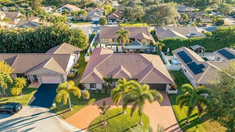 6484 NW 55th Manor Coral Springs FL 33067