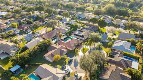 6484 NW 55th Manor Coral Springs FL 33067