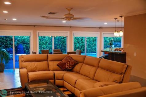 5051 NE 24th Avenue Lighthouse Point FL 33064