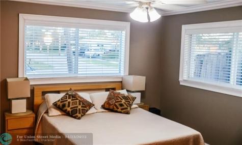 5051 NE 24th Avenue Lighthouse Point FL 33064