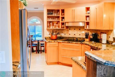 5051 NE 24th Avenue Lighthouse Point FL 33064