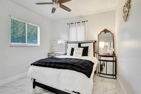 2400 NW 105th Terrace Coral Springs FL 33065