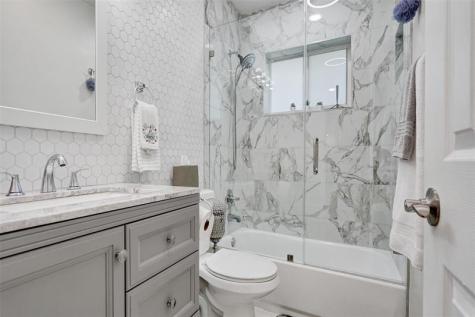 2400 NW 105th Terrace Coral Springs FL 33065