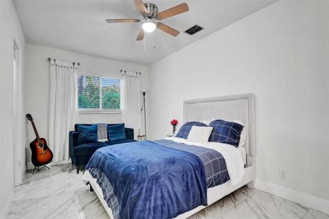 2400 NW 105th Terrace Coral Springs FL 33065