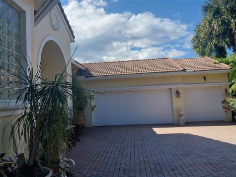 7042 SE Bay Hill Drive Stuart FL 34997