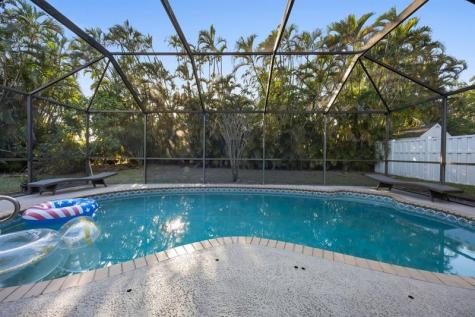 1060 NW 82nd Avenue Coral Springs FL 33071