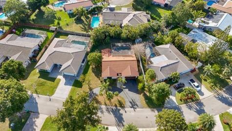 1060 NW 82nd Avenue Coral Springs FL 33071