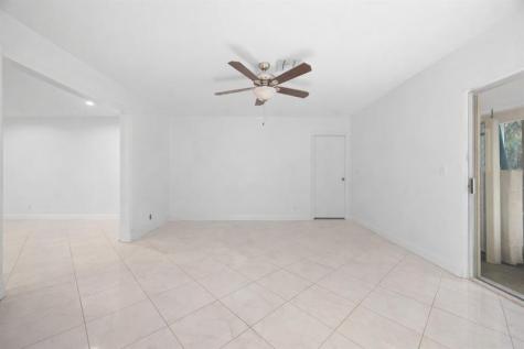 1060 NW 82nd Avenue Coral Springs FL 33071