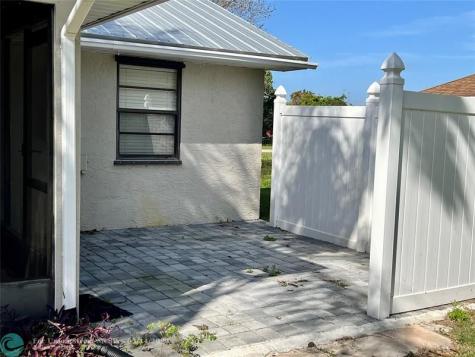 352 SW 85th Avenue Okeechobee FL 34974
