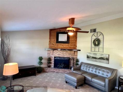 352 SW 85th Avenue Okeechobee FL 34974