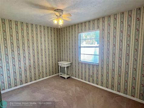 352 SW 85th Avenue Okeechobee FL 34974