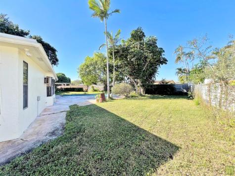 661 Palmetto Drive Coconut Creek FL 33066