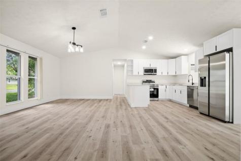 461 SW Meadow Terrace Port St Lucie FL 34984