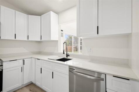 461 SW Meadow Terrace Port St Lucie FL 34984