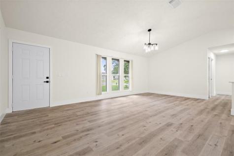 461 SW Meadow Terrace Port St Lucie FL 34984
