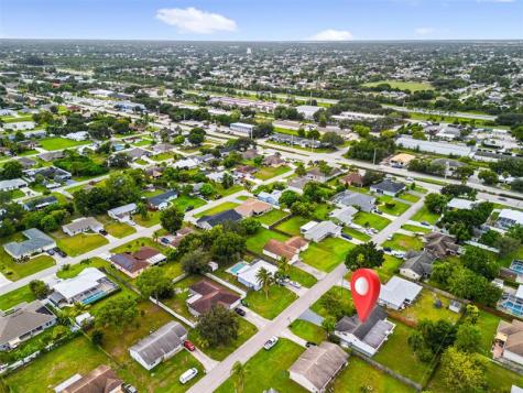461 SW Meadow Terrace Port St Lucie FL 34984