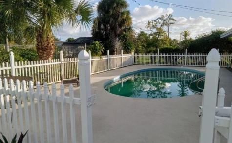 136 Greenbrier Drive Palm Springs FL 33461