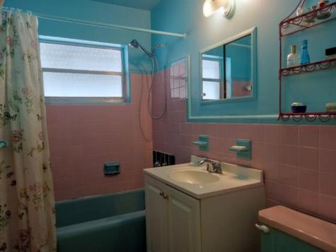 136 Greenbrier Drive Palm Springs FL 33461