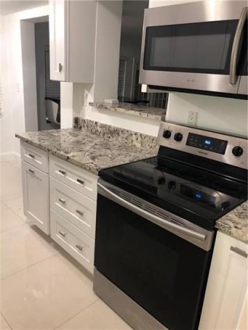 5273 NE 17th Avenue Pompano Beach FL 33064