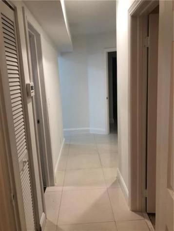 5273 NE 17th Avenue Pompano Beach FL 33064