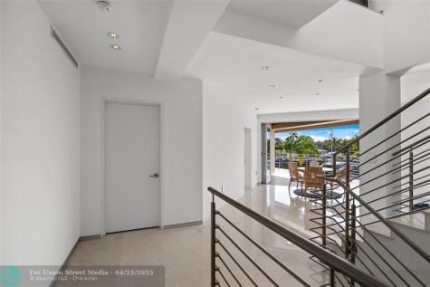 3300 NE 39th Street Fort Lauderdale FL 33308