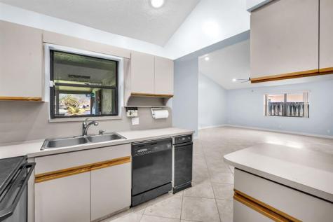 8411 SW 57th Street Davie FL 33328