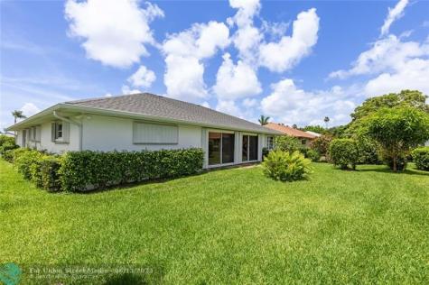 10821 Greentrail Drive Boynton Beach FL 33436