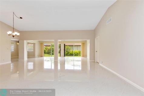 10821 Greentrail Drive Boynton Beach FL 33436