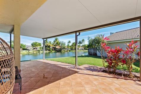 15141 Brighton Lane Davie FL 33331