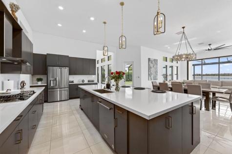 8550 W Parkland Bay Trail Parkland FL 33076