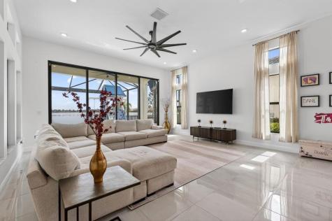 8550 W Parkland Bay Trail Parkland FL 33076