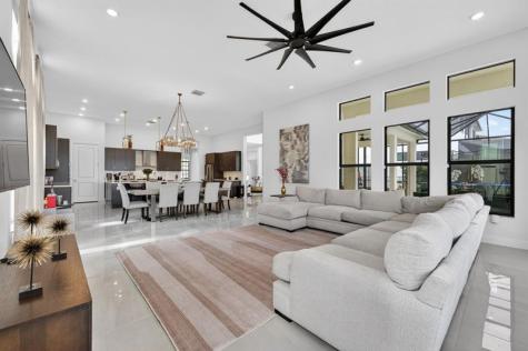 8550 W Parkland Bay Trail Parkland FL 33076