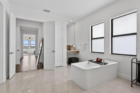 8550 W Parkland Bay Trail Parkland FL 33076