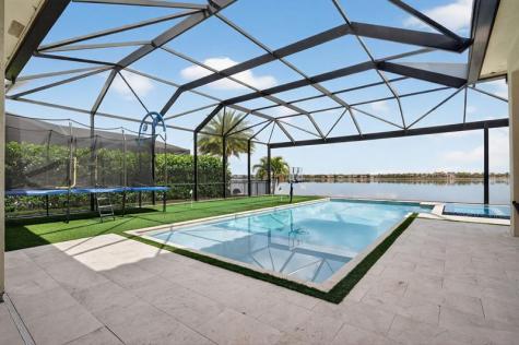 8550 W Parkland Bay Trail Parkland FL 33076