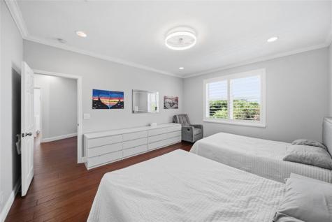 4916 SW 38th Way Hollywood FL 33312