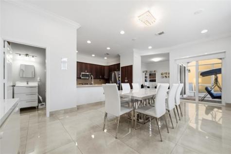 4916 SW 38th Way Hollywood FL 33312