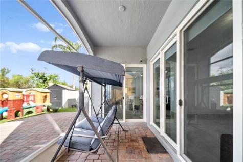 4916 SW 38th Way Hollywood FL 33312