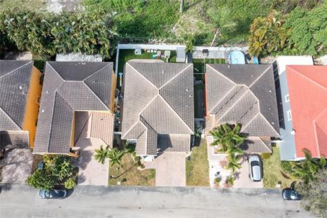 4916 SW 38th Way Hollywood FL 33312