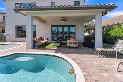 11330 SW 12th Street Pembroke Pines FL 33025
