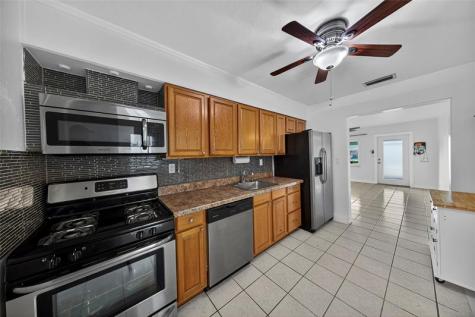 5272 NE 4th Terrace Fort Lauderdale FL 33334