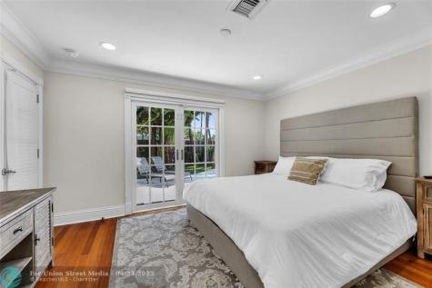 2840 NE 26th Court Fort Lauderdale FL 33306