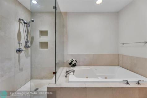 2840 NE 26th Court Fort Lauderdale FL 33306