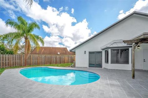 2831 NW 111th Avenue Sunrise FL 33322