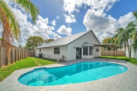 2831 NW 111th Avenue Sunrise FL 33322