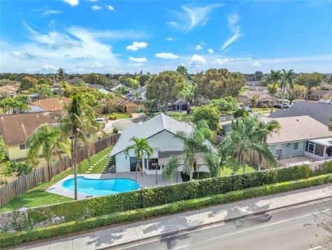 2831 NW 111th Avenue Sunrise FL 33322