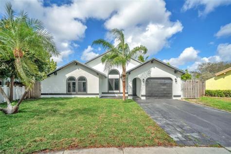 2831 NW 111th Avenue Sunrise FL 33322
