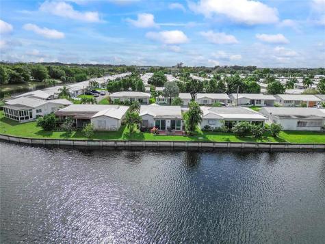 8103 NW 58th Place Tamarac FL 33321