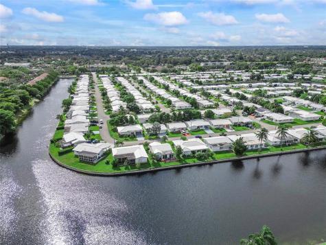 8103 NW 58th Place Tamarac FL 33321