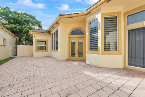 5834 NW 125th Terrace Coral Springs FL 33076