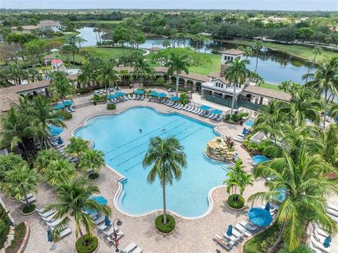 5834 NW 125th Terrace Coral Springs FL 33076